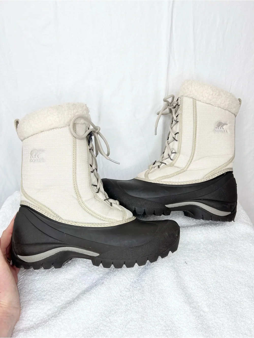 Sorel Cumberland Womens 8 Winter Boots White Black Insulated Snow NL1436